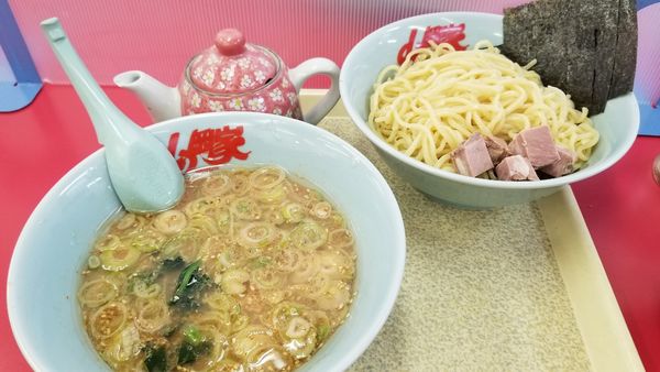 「味噌つけ麺　中盛　コロチャトッピング」@山岡家 松本店の写真
