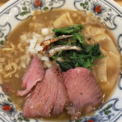 すごいビーフ煮干しラーメン ビーフキッチンスタンド 立川店の画像