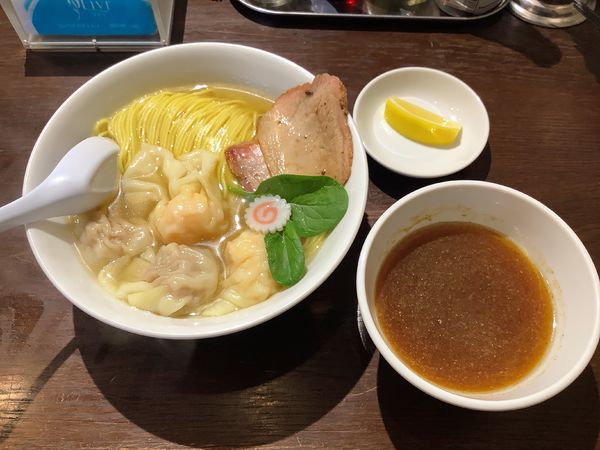 「つけて食べるしなそば + ニコニコわんたん」@あんくるていの写真