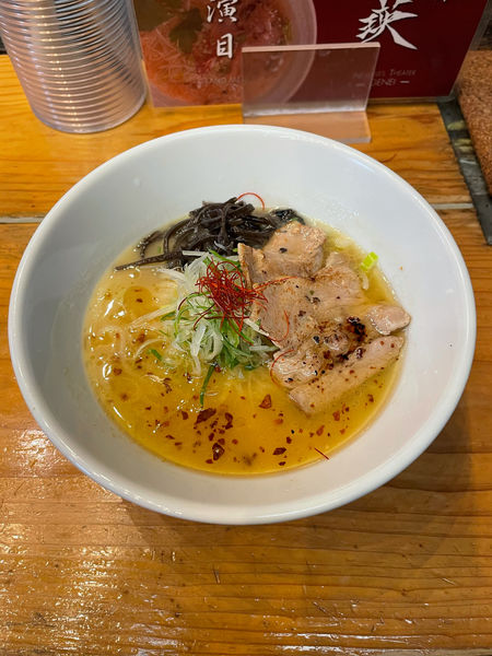 「玄瑛流ラーメン（900円）替玉（200円）」@麺劇場 玄瑛の写真