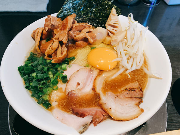 「アンタイ式徳島ラーメン」@つけ麺 中華そば アンタイNOODLESの写真