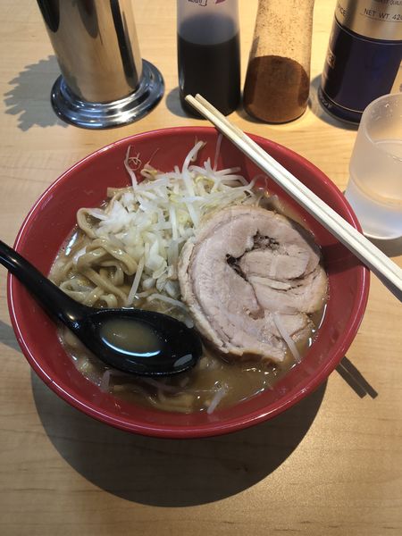 「中ラーメン　豚１枚」@麺屋 もりのの写真