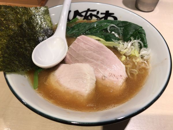 「並らーめん（もも）」@地鶏豚骨らーめん ひなわの写真