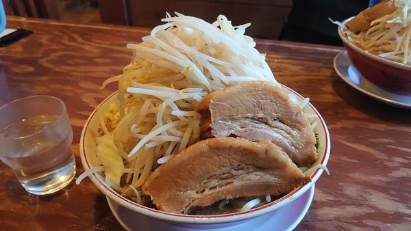 「豚そば(大盛り)豚二枚、餃子セット」@つけめん・豚そば 活龍 牛久店の写真