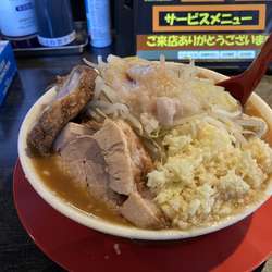 ラーメン中　脂多め　ニンニク多め　野菜少なめ