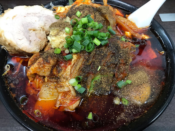 「月見海老辛麺」@元祖旨辛系タンメン 荒木屋の写真