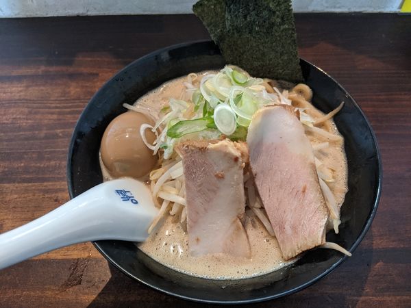 「濃厚2段仕込」@喜多方ラーメンcafeざくろの写真