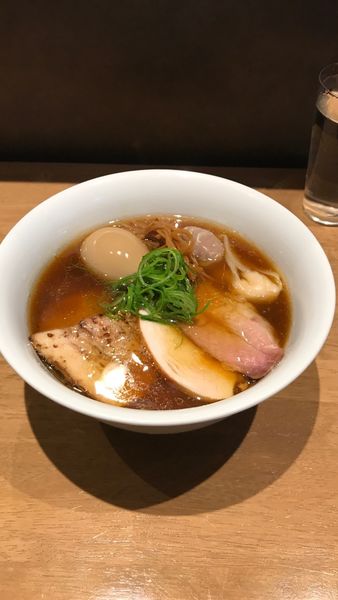 「特製醤油ラーメン」@らぁ麺や 嶋の写真