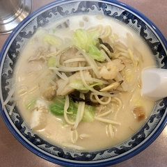 ラーメン華族の画像