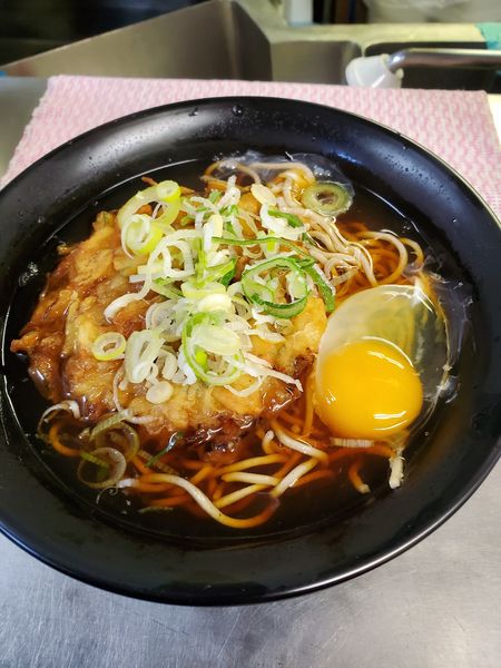 「かき揚げ天玉そば（４７０円）」@大船軒 藤沢そば店の写真