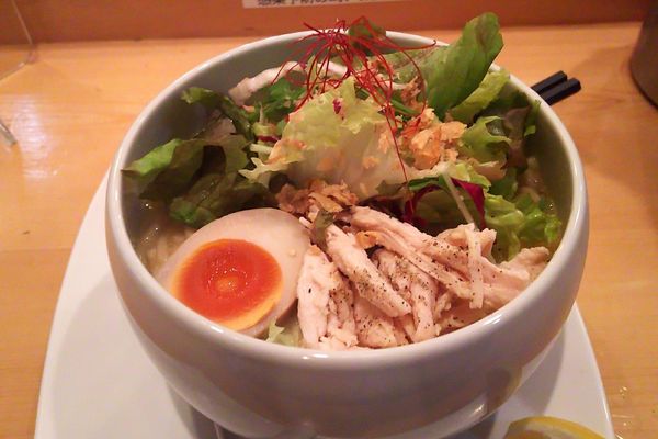 「鶏白湯麺塩そば(980円)」@鶏白湯麺 蔭山 高田馬場店の写真