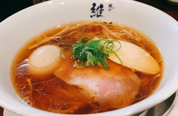 「味玉醬油らぁ麺　９００円」@麺や維新の写真