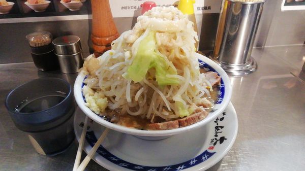 「塩ラーメン　¥720　ニンニク少しヤサイ増し脂」@ラーメン大 下高井戸店の写真