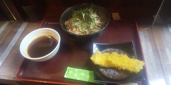 「肉つけそば」@生そば 玉川 池袋東口店の写真