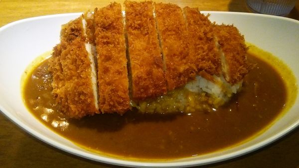 「チキンカツカレー 690円」@カロリーカレーハウスの写真