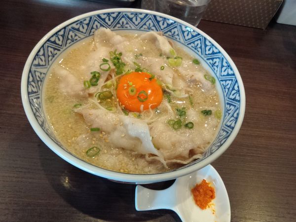 「肉そば塩　８５０円」@自家製麺 まかないへきるの写真