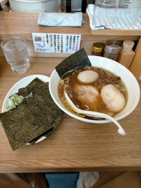 「中華そば味濃いめ 味玉 のりトッピング」@下町中華そば すずめ食堂の写真