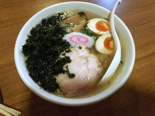 「旨塩らーめん（単品では800円）＋α」@らーめん屋 せんごくの写真