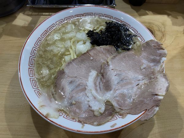 「中華そば（塩）」@背脂煮干し中華そば 和市 新橋本店の写真