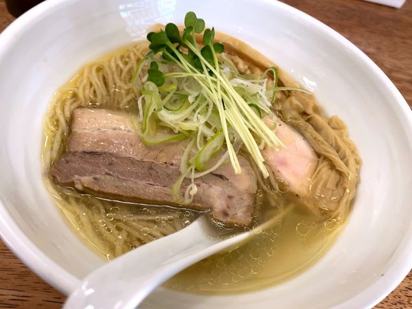 「鶏塩拉麺」@麺屋 心羽の写真