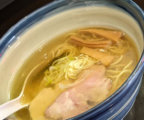 「しおらーめん」@らーめん奏の写真