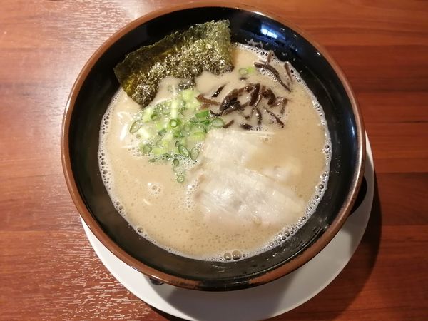 「博多ラーメン」@二代目 白神 各務原店の写真