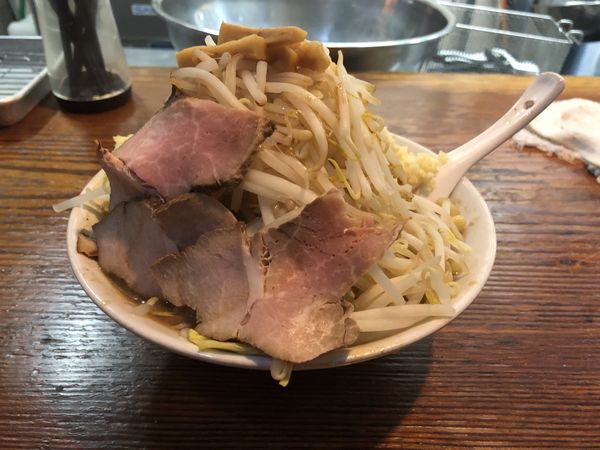 「らーめん＋野菜増し」@極太濁流ラーメン ら・けいこ 本店の写真