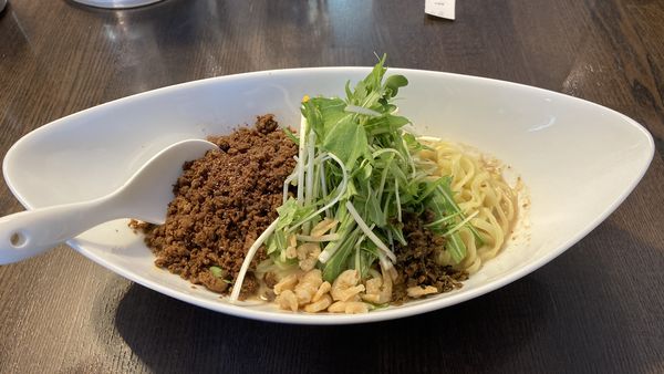 「白胡麻つゆ無し担担麺」@四川担担麺 阿吽 湯島店の写真