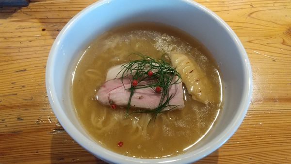 「地鶏と真鯛の濃厚そば（限定）950円」@麺処 図鑑の写真