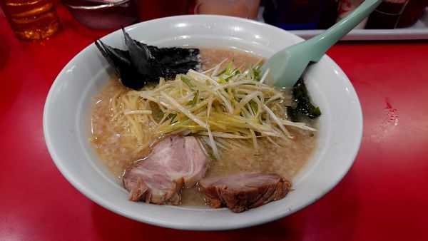 「かいざんラーメン 中盛」@かいざん 西船橋店の写真