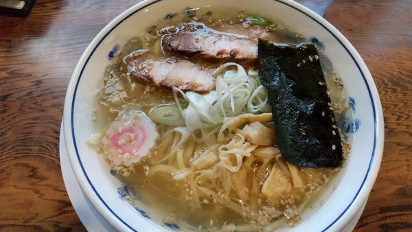 「しおラーメン645円」@おおき屋の写真