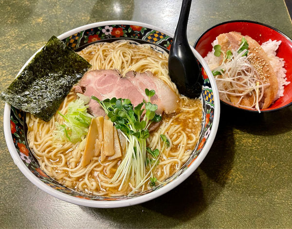 「魚介豚骨＋角煮丼」@らーめん 華月の写真