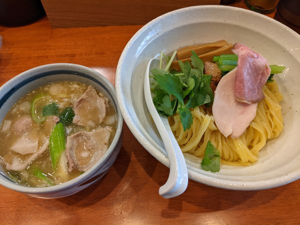 「ガーリック塩つけ麺」@千日紅の写真