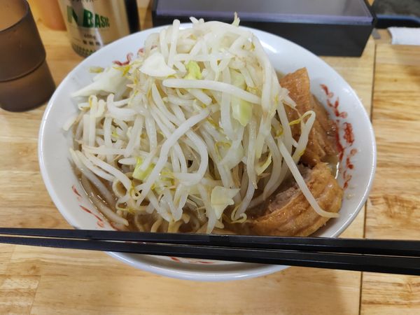 「小ブタ2枚」@ラーメン 登良治郎の写真