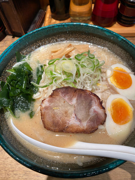 「札幌味噌味玉」@北海道らーめん おくむら 味源熊祭の写真