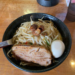 やじやラーメンTP炙りチャーシューTP煮たまご