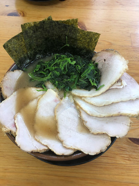 「裏むさチャーシュー　もも　950円」@横浜ラーメン 裏武蔵家 西千葉本店の写真