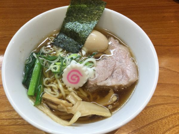 「らぁめん・小+味玉（￥530+サービス）」@神田らぁめん 悠 HARUKAの写真