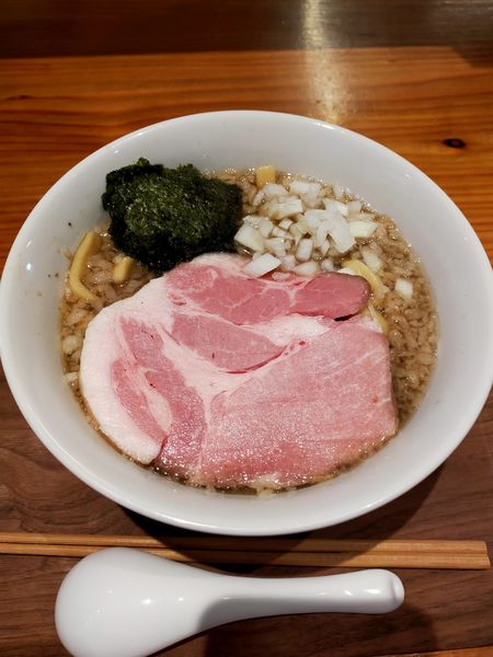 「(限定麺)燕三条系煮干し極太拉麺　880円」@拉麺 ぶらいの写真