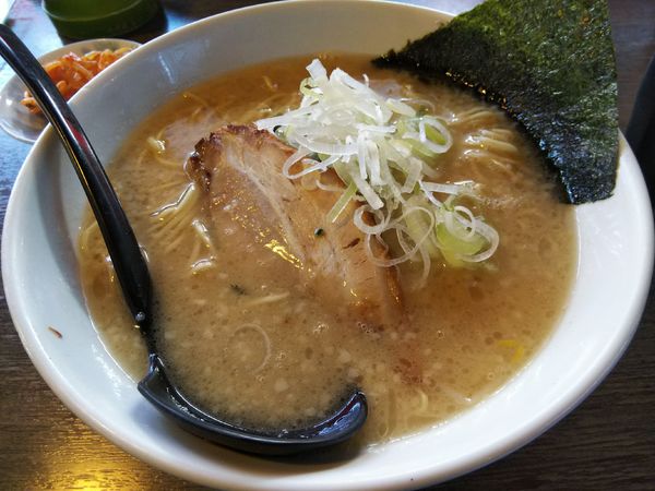 「塩　：細麺」@信州麺屋 とんずら －カエン－の写真