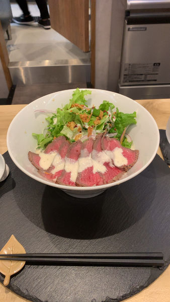 「ローストビーフパレット Sサイズ わさびヨーグルト味」@JUNK NOODLE FACTORYの写真