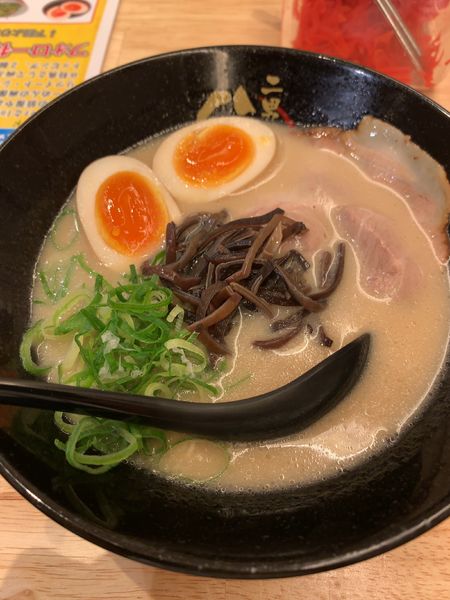 「生ビールセット（1,100円）」@らーめん二男坊 博多デイトス店の写真