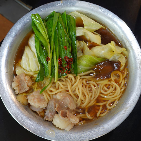 「もつ鍋らーめん 850円（烏龍茶付き）」@博多もつ鍋 がんこの写真