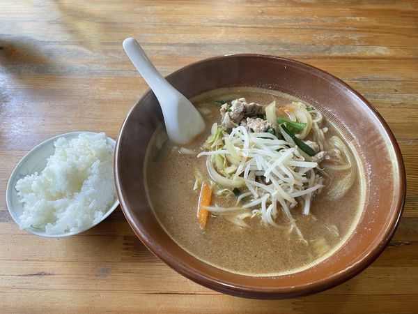 「味噌ラーメン 大盛り900円」@レストハウス岩門の写真