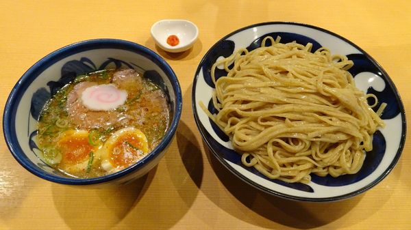 「大盛り特製つけめん（1,080円）太麺」@中華そば 青葉 府中店の写真