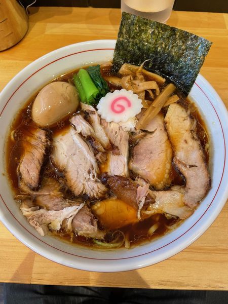 「しょうゆちゃーしゅーめん（大盛）」@柳麺かいとの写真
