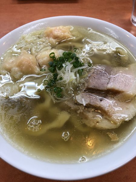 「海老ワンタンメン900円」@日陰の写真