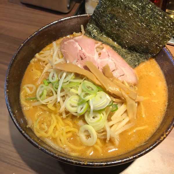 「味噌ラーメン　大盛り」@北海道らーめん 楓 平和島店の写真