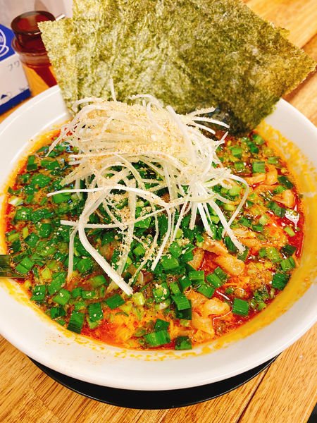 「辛いらー麺」@麺屋 つるるの写真