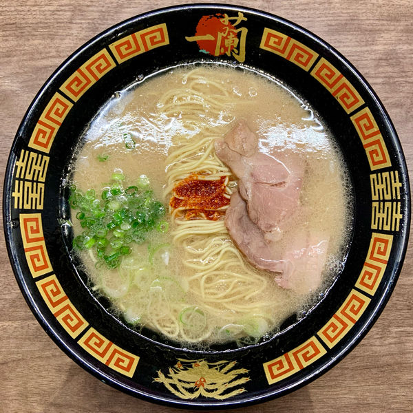 「天然とんこつラーメン（890円）」@一蘭 太宰府店の写真